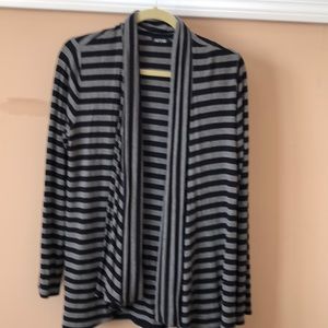 Black and grey medium weight shrug